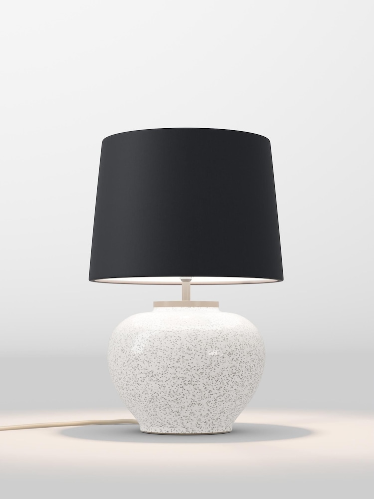 table lamp - Image 1 of 1 table lamp - Image 1 of 1
