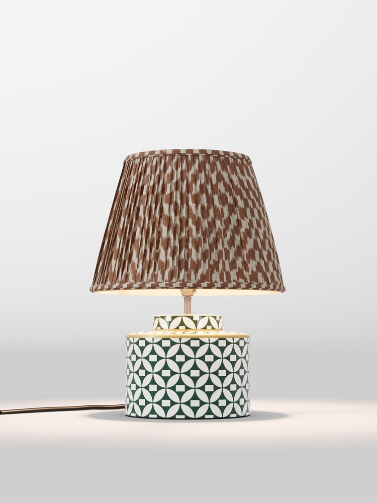 table lamp - Image 1 of 1
