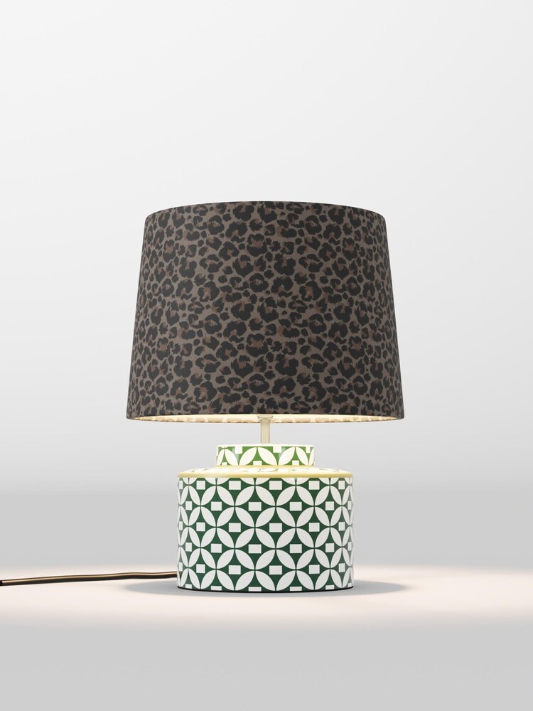 table lamp - Image 1 of 1