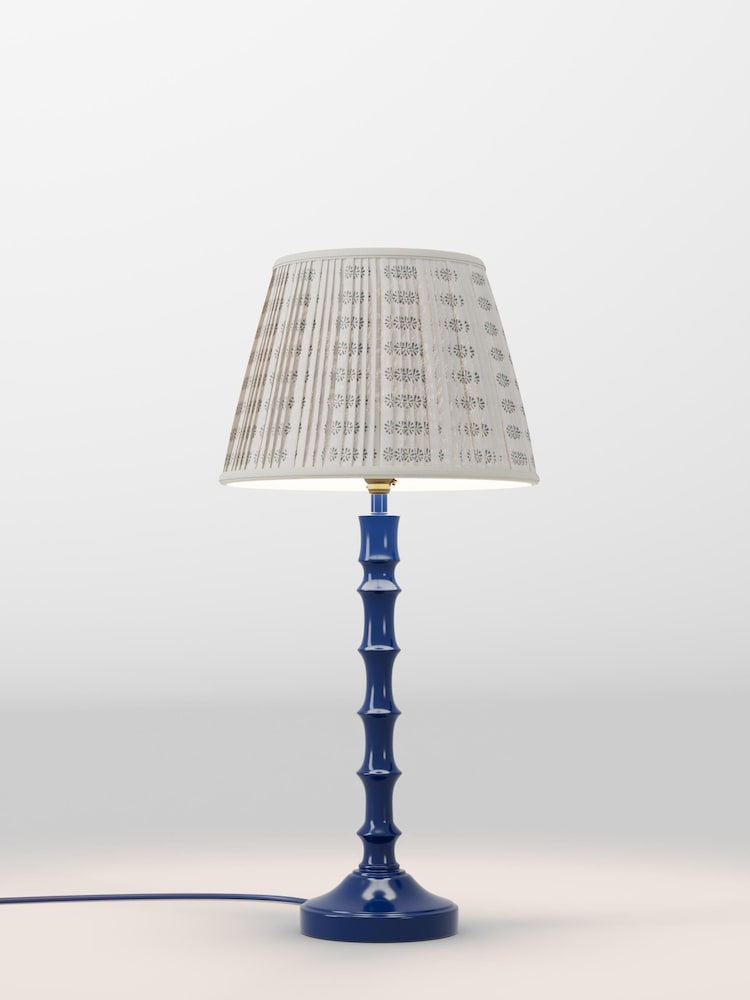 table lamp - Image 1 of 1 table lamp - Image 1 of 1