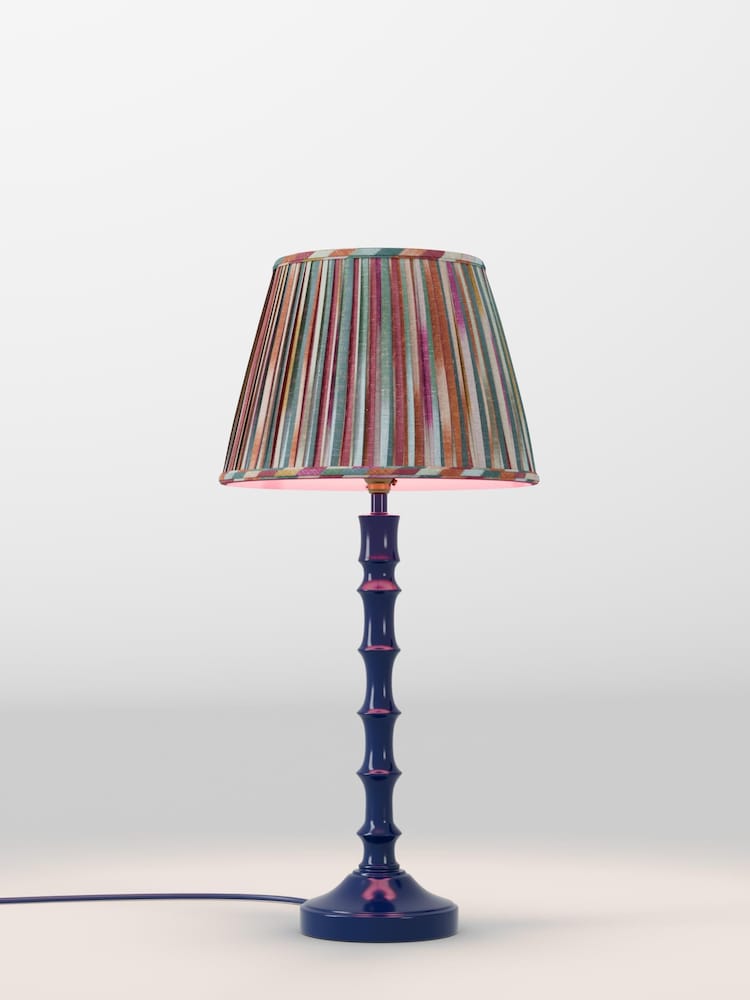 table lamp - Image 1 of 1 table lamp - Image 1 of 1