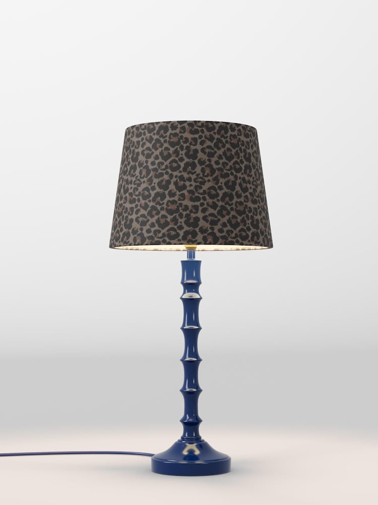 table lamp - Image 1 of 1 table lamp - Image 1 of 1
