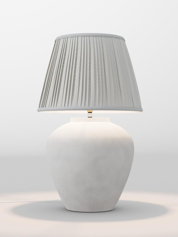 table lamp - Image 1 of 1 table lamp - Image 1 of 1