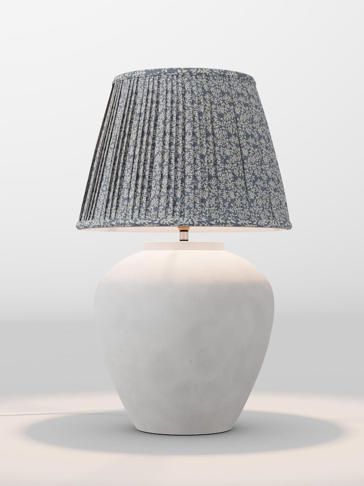 table lamp - Image 1 of 1