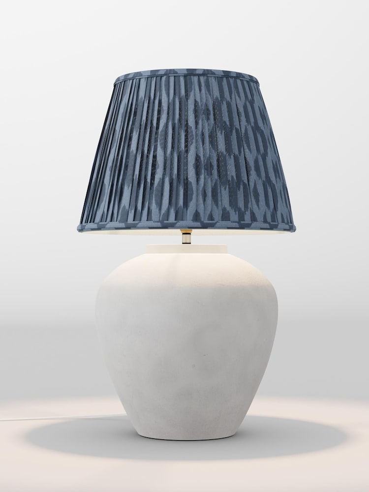 table lamp - Image 1 of 1