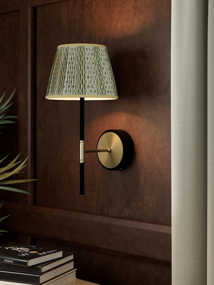table lamp - Image 1 of 1