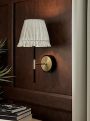table lamp - Image 1 of 1