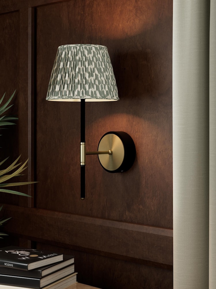 table lamp - Image 1 of 1