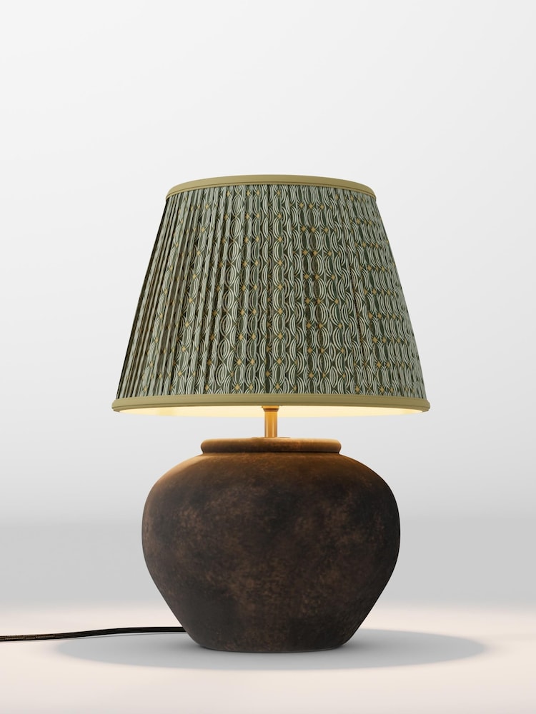 table lamp - Image 1 of 1 table lamp - Image 1 of 1