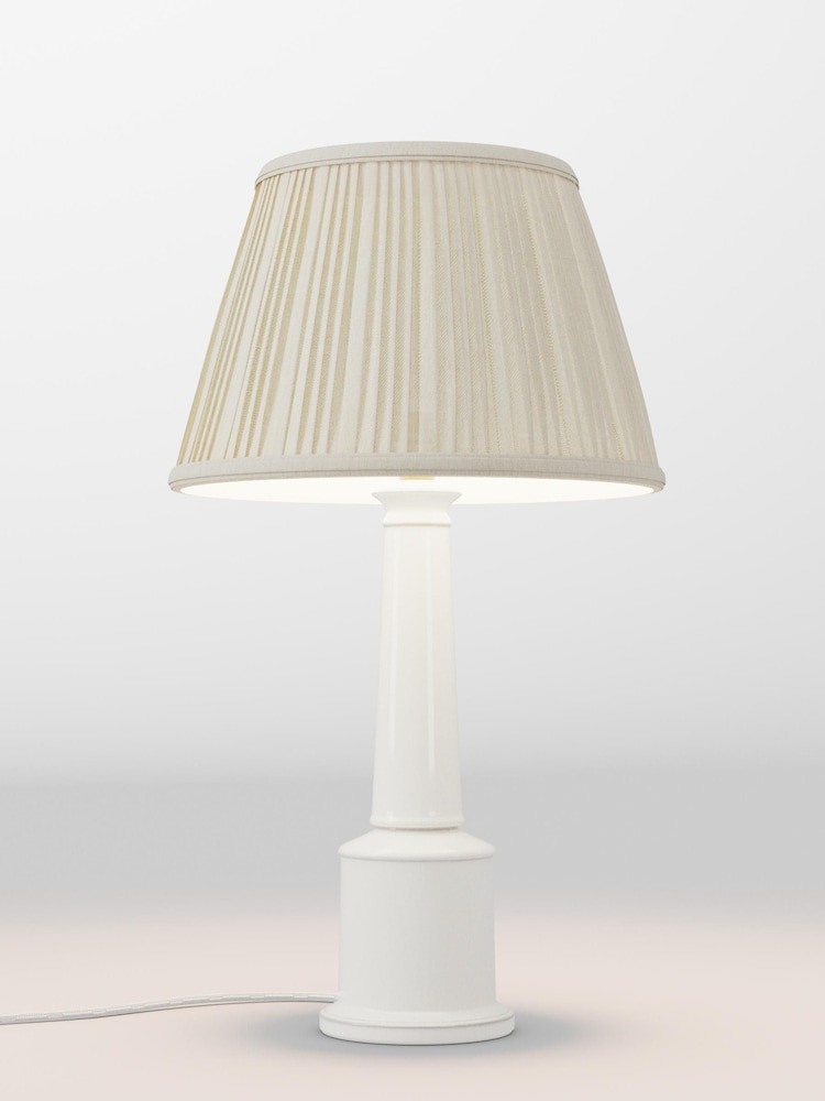 table lamp - Image 1 of 1 table lamp - Image 1 of 1