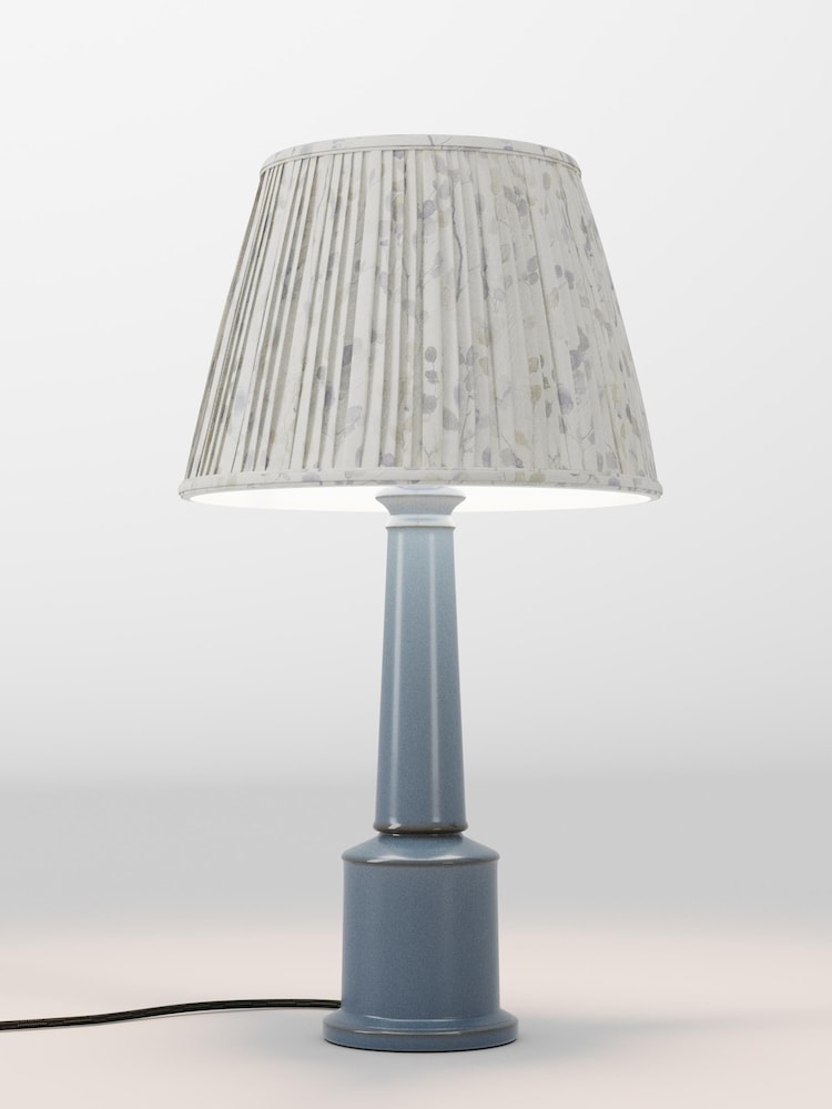table lamp - Image 1 of 1