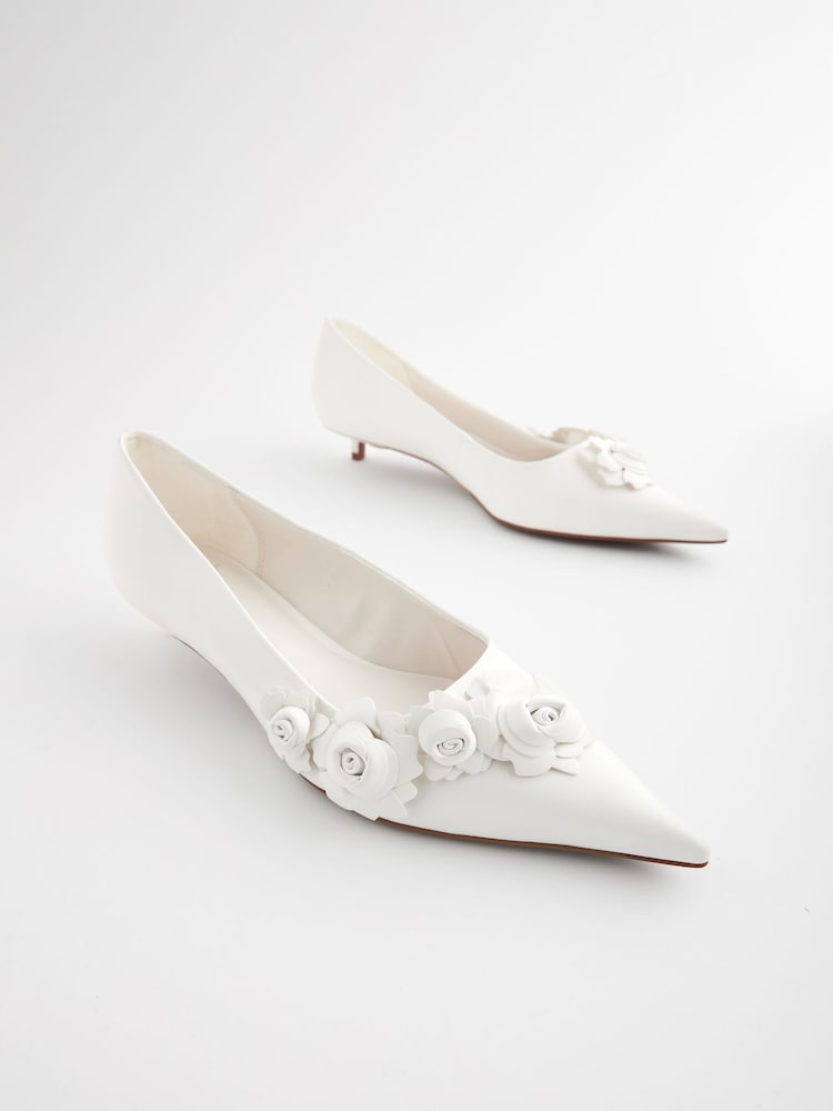 Bela - Forever Comfort® Corsage Kitten čevlji z visoko peto salonar - Slika 2 iz 8 Bela - Forever Comfort® Corsage Kitten čevlji z visoko peto salonar - Slika 2 iz 8