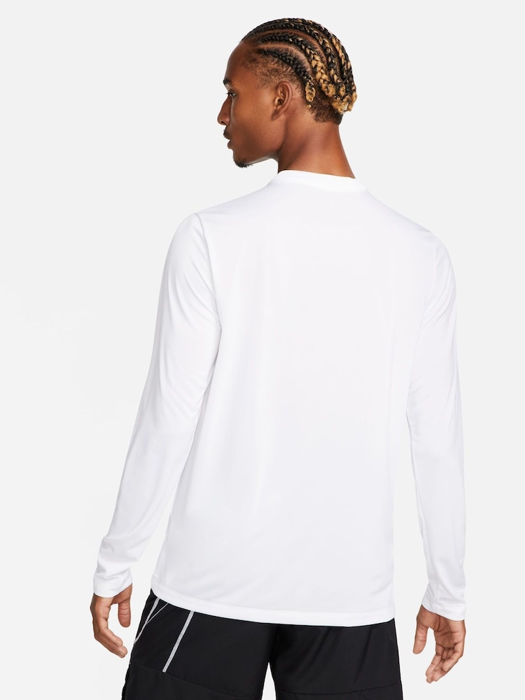 Nike White Dri-FIT Legend Training T-Shirt - Image 2 of 4 Nike White Dri-FIT Legend Training T-Shirt - Image 2 of 4