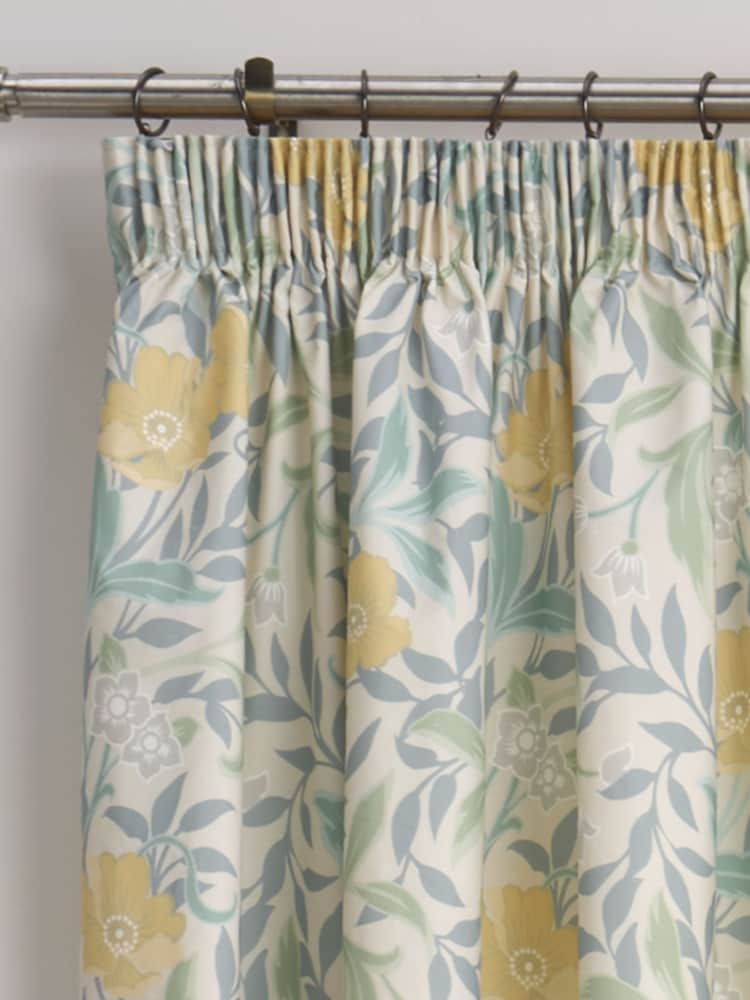 D&D Blue Sandringham Pair of Pencil Pleat Curtains With Tie Backs - Image 2 of 3