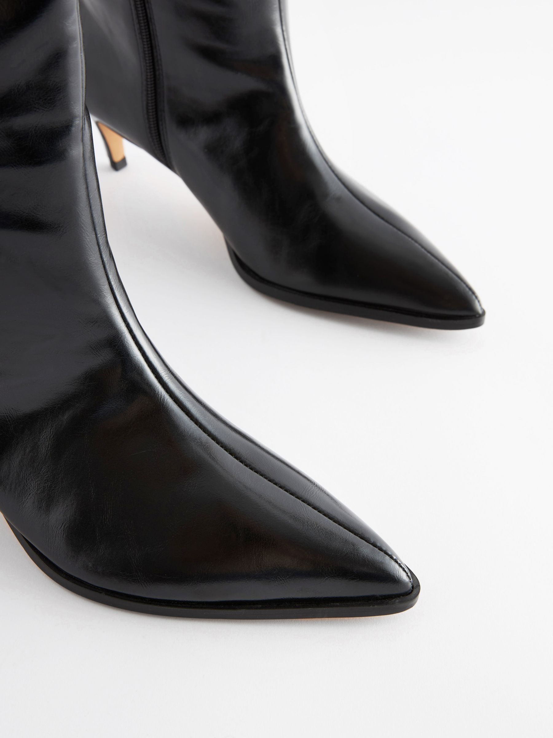 Pointed toe black boots hot sale