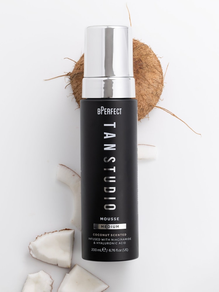BPerfect Studio Tanning Liquid Tan - Image 2 of 3