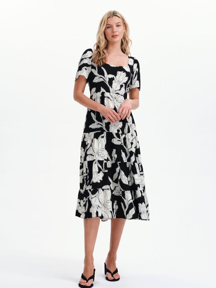 Czarny - Finery Teresa Floral Print Tiered Midi Dress - Obraz 5 z 5 Czarny - Finery Teresa Floral Print Tiered Midi Dress - Obraz 5 z 5