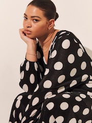 Simply Be Spot Tiered Plisse Midi Black Dress - Image 3 of 4