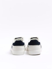 River Island White Chrome Boys Striped Plimsole Trainers - Image 4 of 5