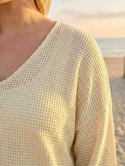 Roman Natural Curve Textured Knit V-Neck Tunic - Image 4 of 4