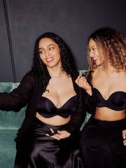 Wonderbra Perfect Body Ultimate Strapless Non Wired Skin Bra - Image 3 of 8