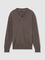 Reiss Ridge Brown Earlsfield Merino Wool V-Neck Jumper - Image 2 of 6