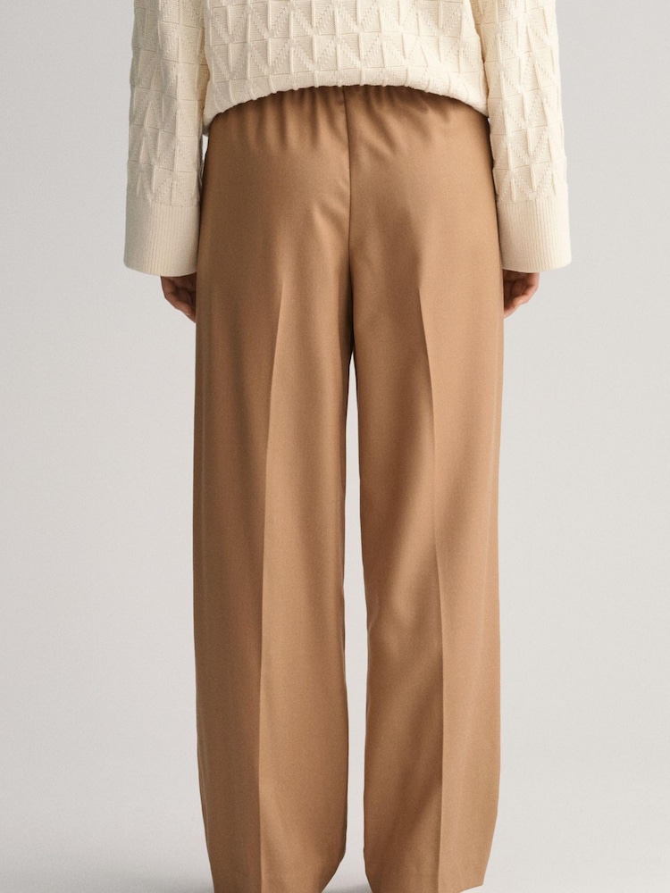 GANT Natural Relaxed Wide Leg Pull On Trousers - Image 2 of 5