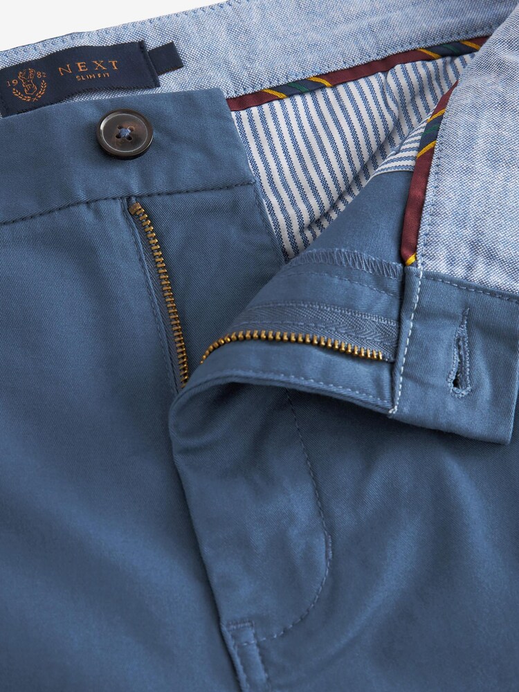 Blau - Stretch-Chinoshorts - Bild 2 von 5