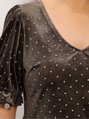 Yours Curve Brown Glitter Spot Peplum Top - Image 4 of 6