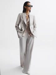 Reiss Champagne Aubrey Silk Short Sleeve Button Through Shirt - Image 3 of 5