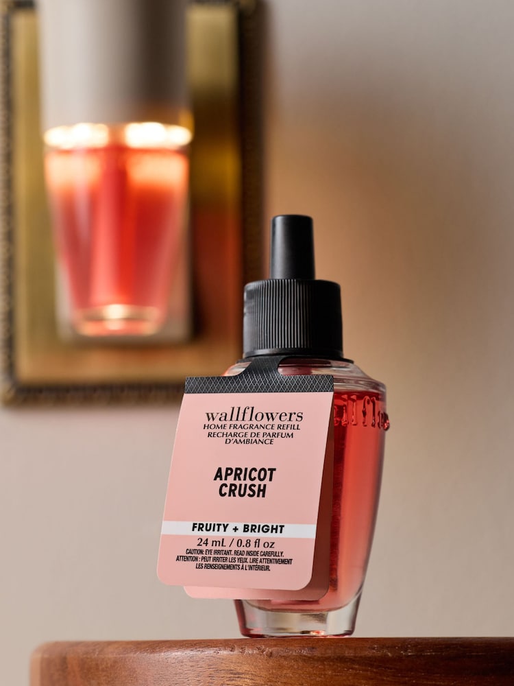 Bath & Body Works Apricot Crush Wallflowers Fragrance Refill 24 ml - Image 2 of 3 Bath & Body Works Apricot Crush Wallflowers Fragrance Refill 24 ml - Image 2 of 3