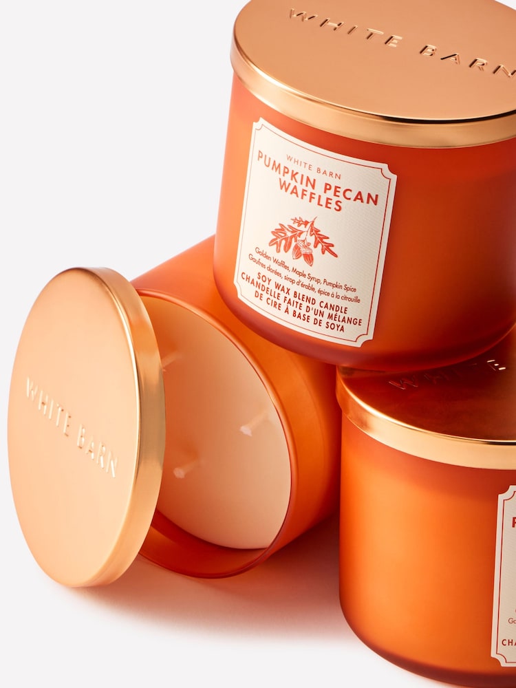 Bath & Body Works Pumpkin Pecan Waffles 3-Wick Candle - Image 2 of 4 Bath & Body Works Pumpkin Pecan Waffles 3-Wick Candle - Image 2 of 4