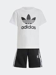 طقم من شورت وتيشرت Adicolor من Adidas Originals - صورة 5 من 5