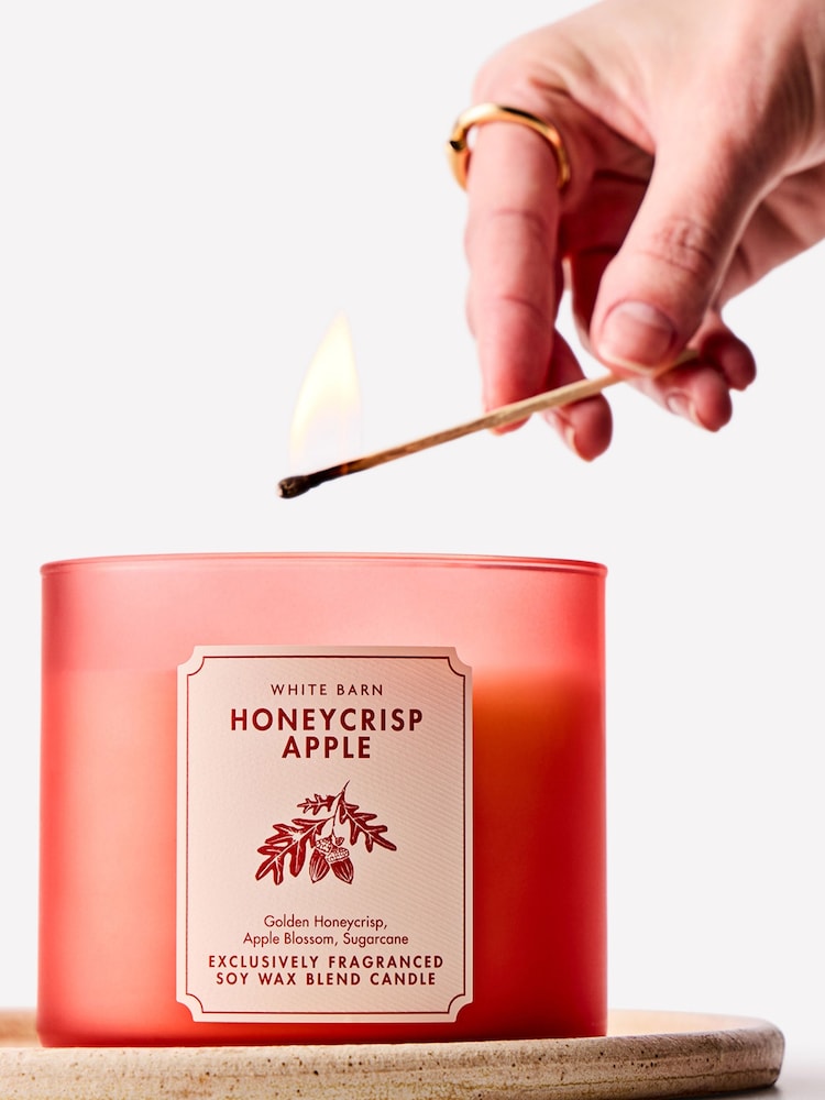 Bath & Body Works Honeycrisp Apple 3-Wick Candle - Image 5 of 5 Bath & Body Works Honeycrisp Apple 3-Wick Candle - Image 5 of 5