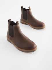 Braun - Warmgefütterte Chelsea-Stiefeletten aus Leder - Bild 1 von 5