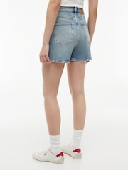 Tommy Jeans Blue Vintage Mom Mid Rise Denim Shorts - Image 2 of 5