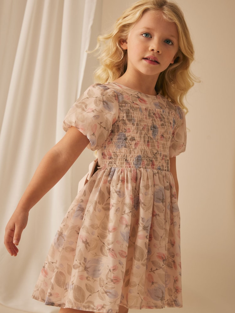 فستان زهور من Laura Ashley - صورة 2 من 8 فستان زهور من Laura Ashley - صورة 2 من 8