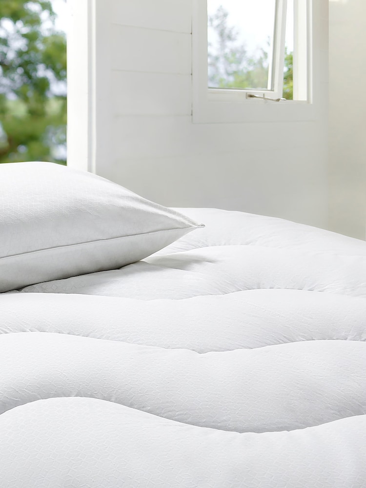 Fine Bedding Company Activated Cooling Cotton 10.5 Tog Duvet - Image 1 of 3