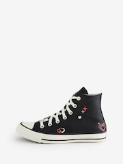 Schwarz - Converse Chuck Taylor Turnschuhe mit Herzmotiven - Bild 2 von 7