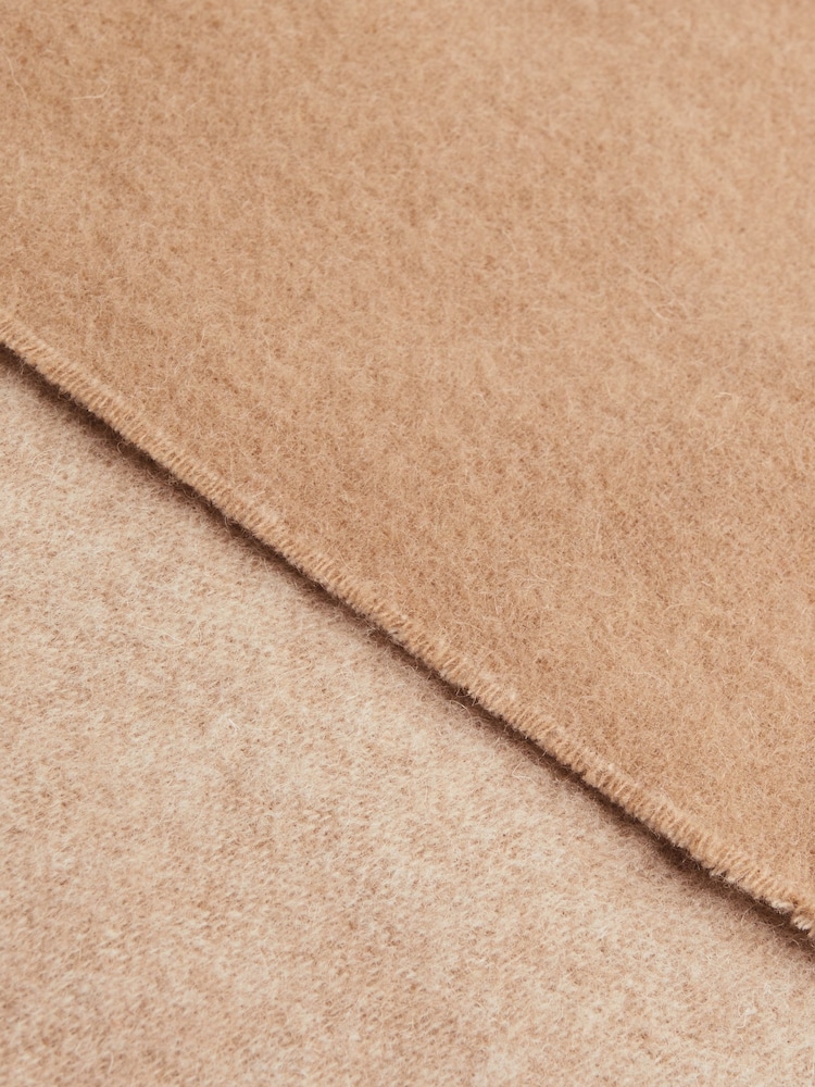 Reiss Camel Picton Cashmere Blend Scarf - Image 4 of 4