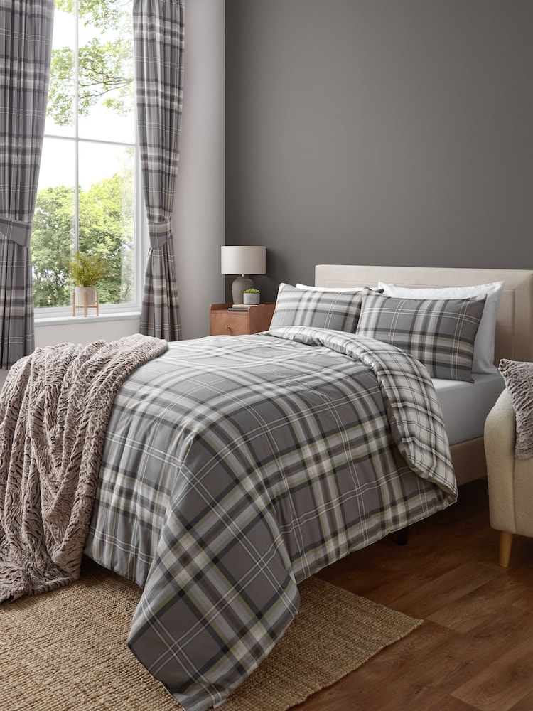Catherine Lansfield Kelso Check Easy Care Duvet Cover and Pillowcase Set - Imagen 1 de 5