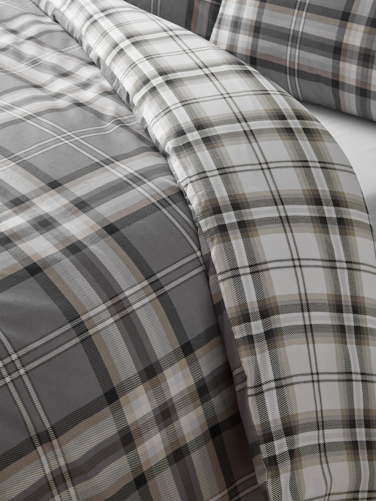 Catherine Lansfield Kelso Check Easy Care Duvet Cover and Pillowcase Set - Imagen 5 de 5