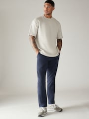 Französisch Marineblau/Hellbraun - Stretch-Chinohosen in Slim-Fit, 2er-Pack - Bild 3 von 11