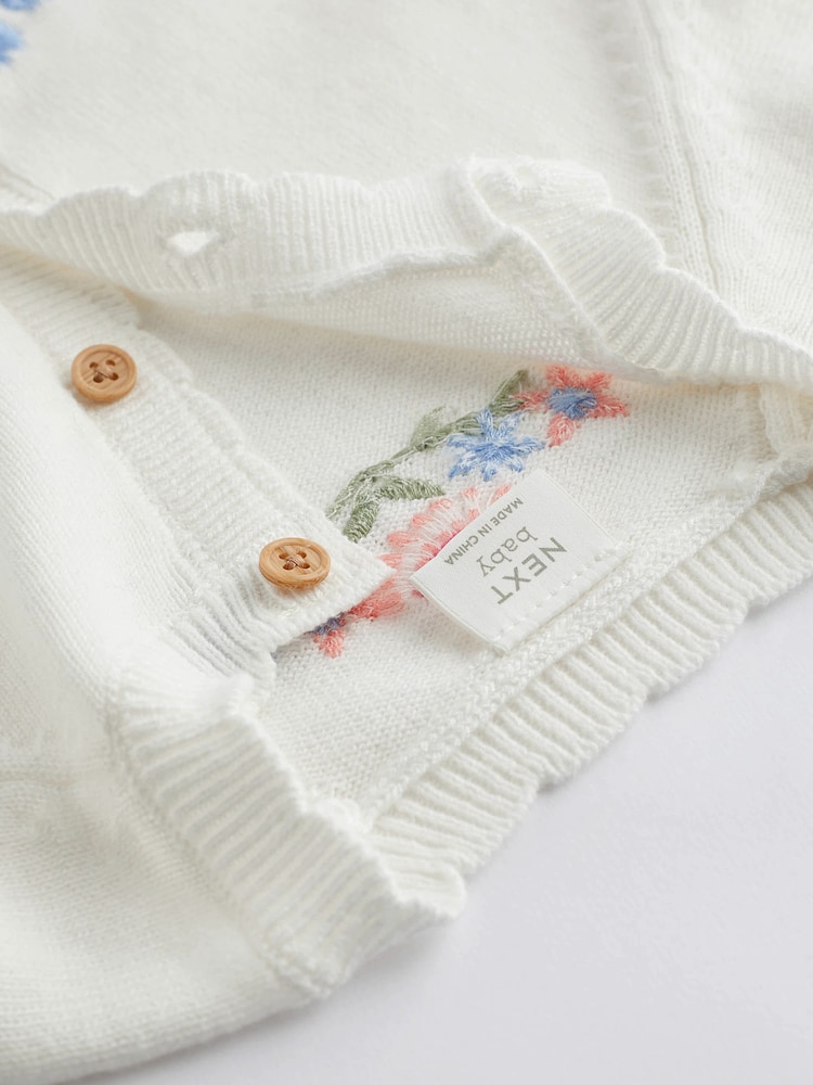 Pink blomstret - Babybroderet cardigan i 100% bomuld (0mdr.-2år) - Image 4 of 7