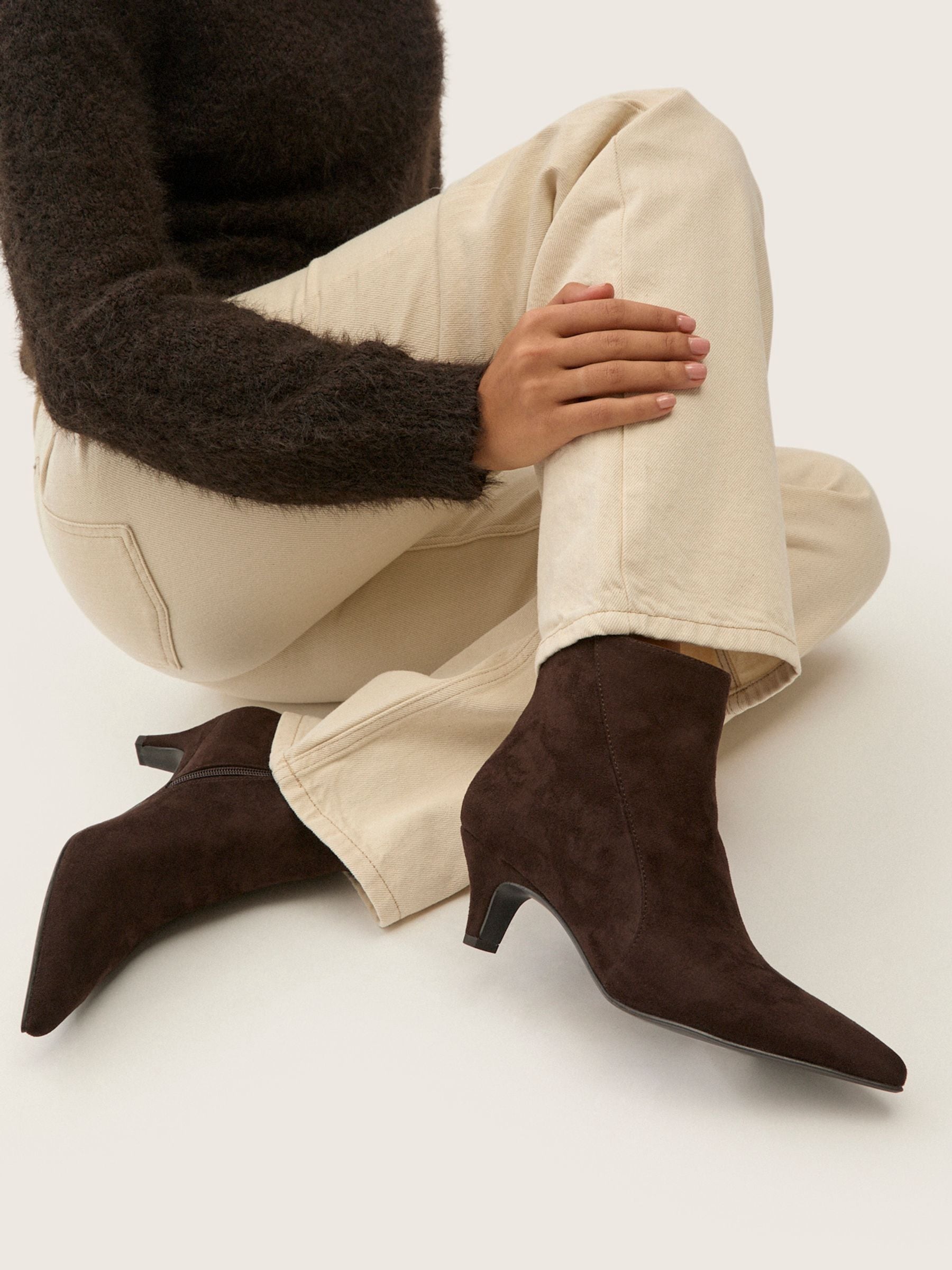 Linzi Women's Brown Blaire Low Heel Ankle Boots