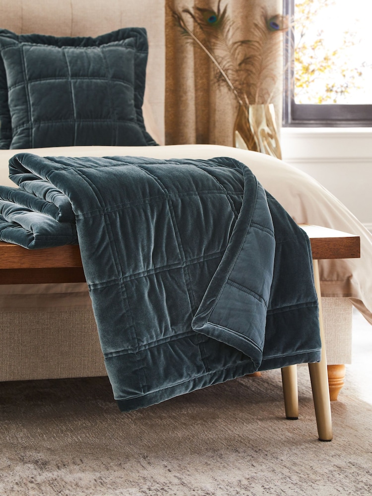 Blue Quilted Lustre Velvet Bedspread - Image 3 of 5
