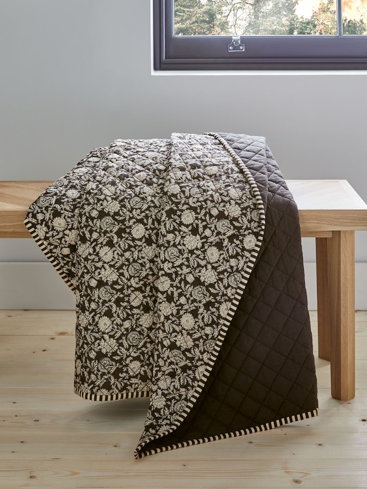 Black/White Woodblock Floral Bedspread - Image 2 of 5