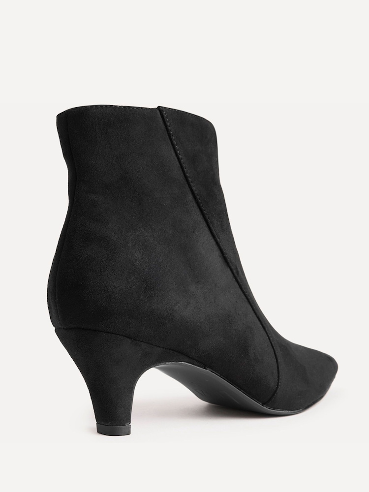 Linzi Black Blaire Low Heel Ankle Boots - Image 5 of 5 Linzi Black Blaire Low Heel Ankle Boots - Image 5 of 5