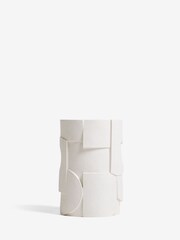 White Abstract Geo Resin Side Table - Image 5 of 6