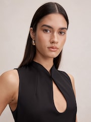 Forever New Jade Keyhole Satin Minikjole - Bilde 3 av 5